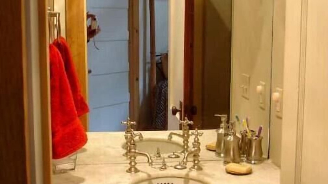 Photo of Bathroom in Clarendon