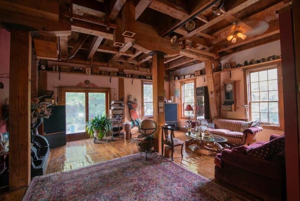 Photo of Livingroom in Clarendon