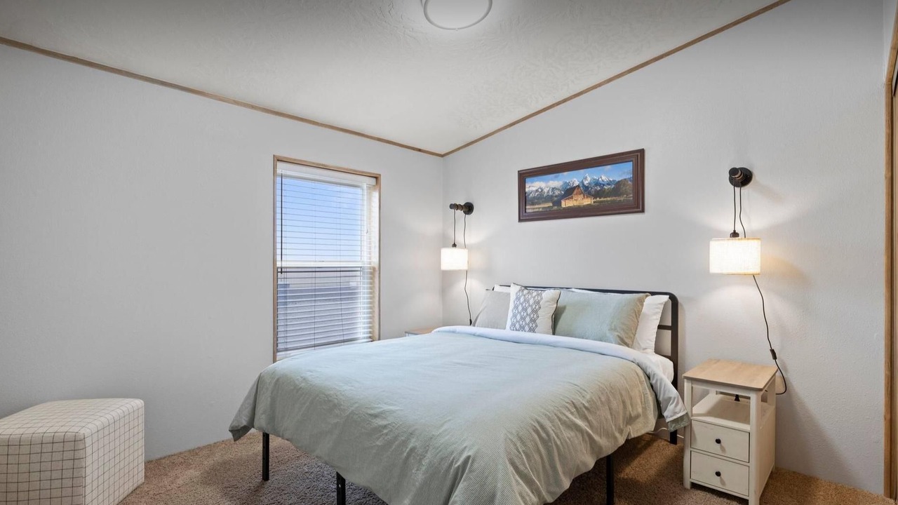 Photo of Bedroom in Finley