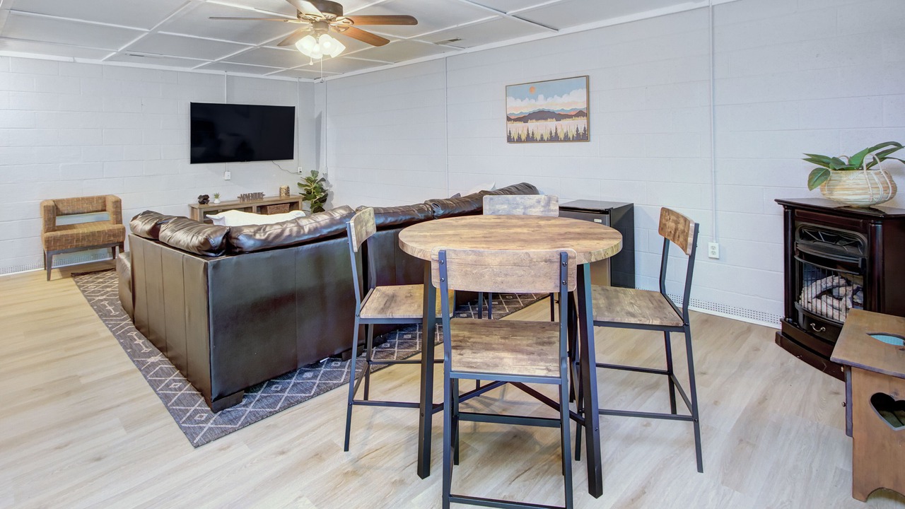 Photo of Livingroom in Lake Lure