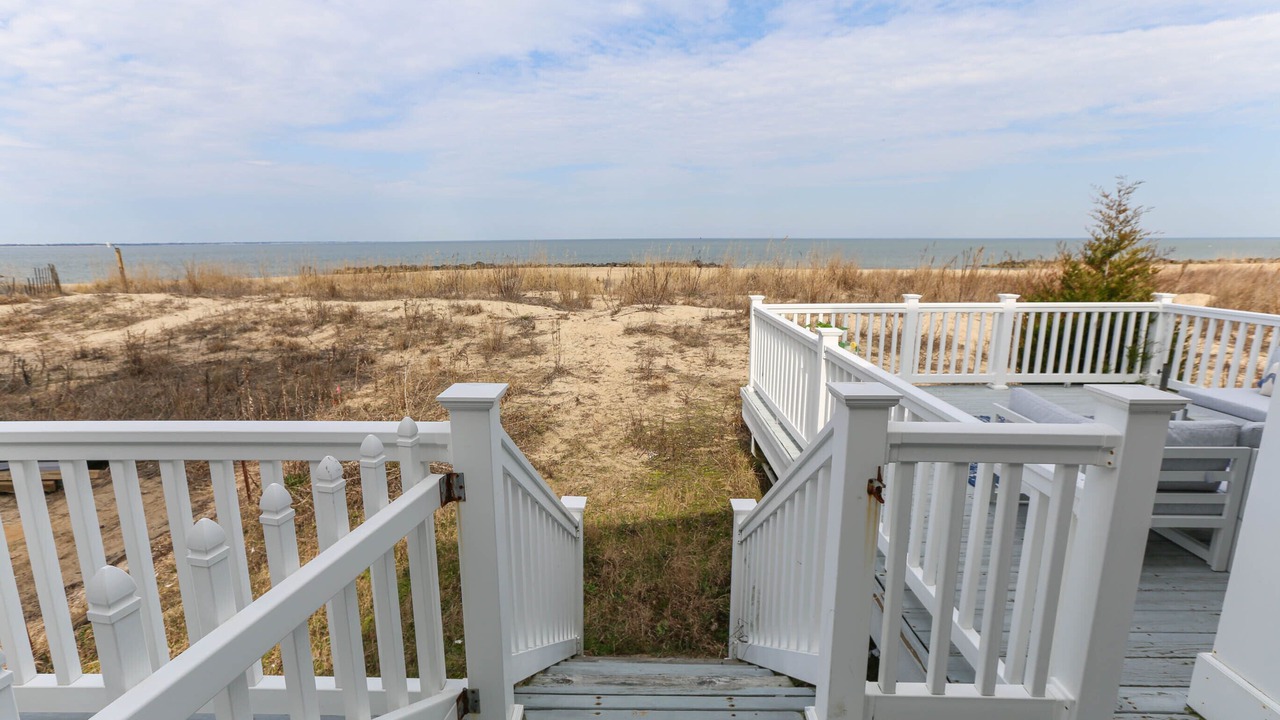 Photo of Outdoor in Willoughby Spit