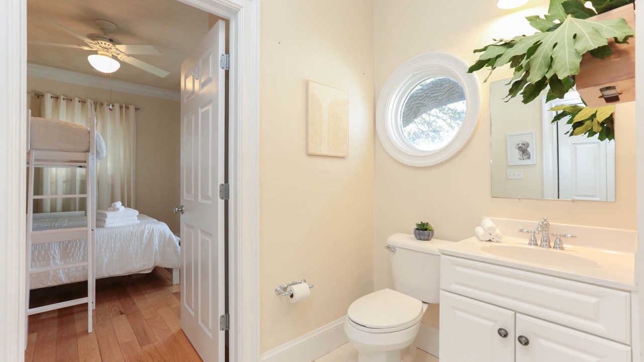 Photo of Bathroom in Willoughby Spit