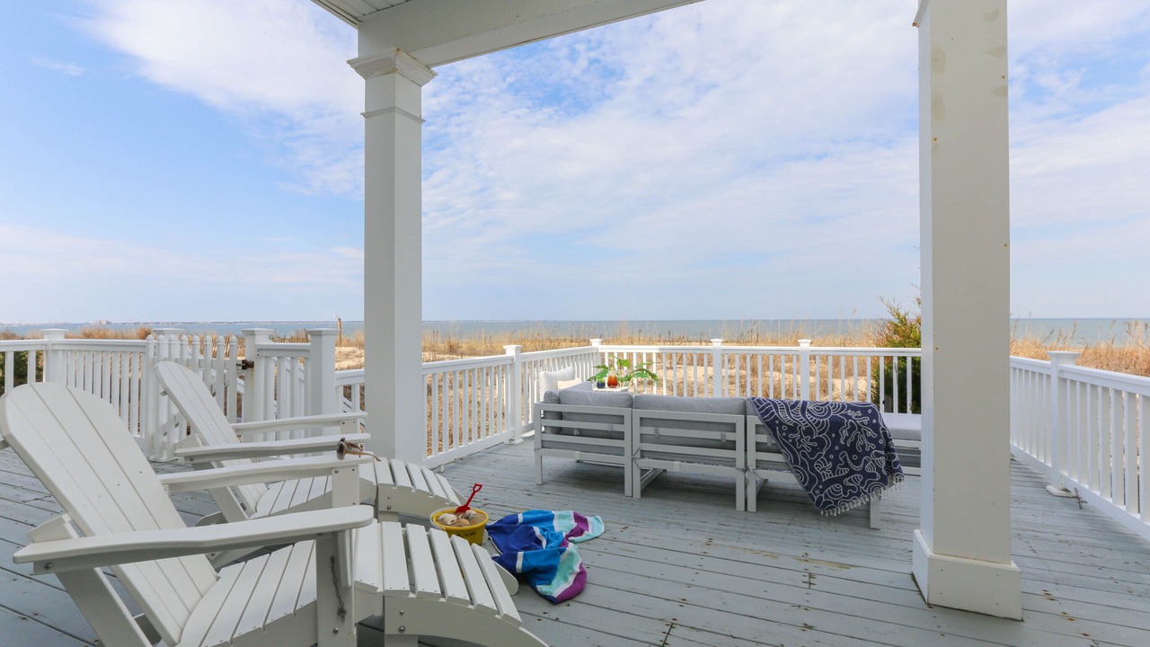 Photo of Patio Balcony in Willoughby Spit