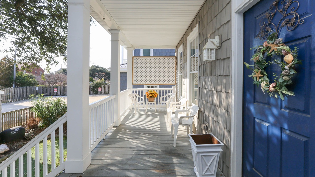 Photo of Patio Balcony in Willoughby Spit