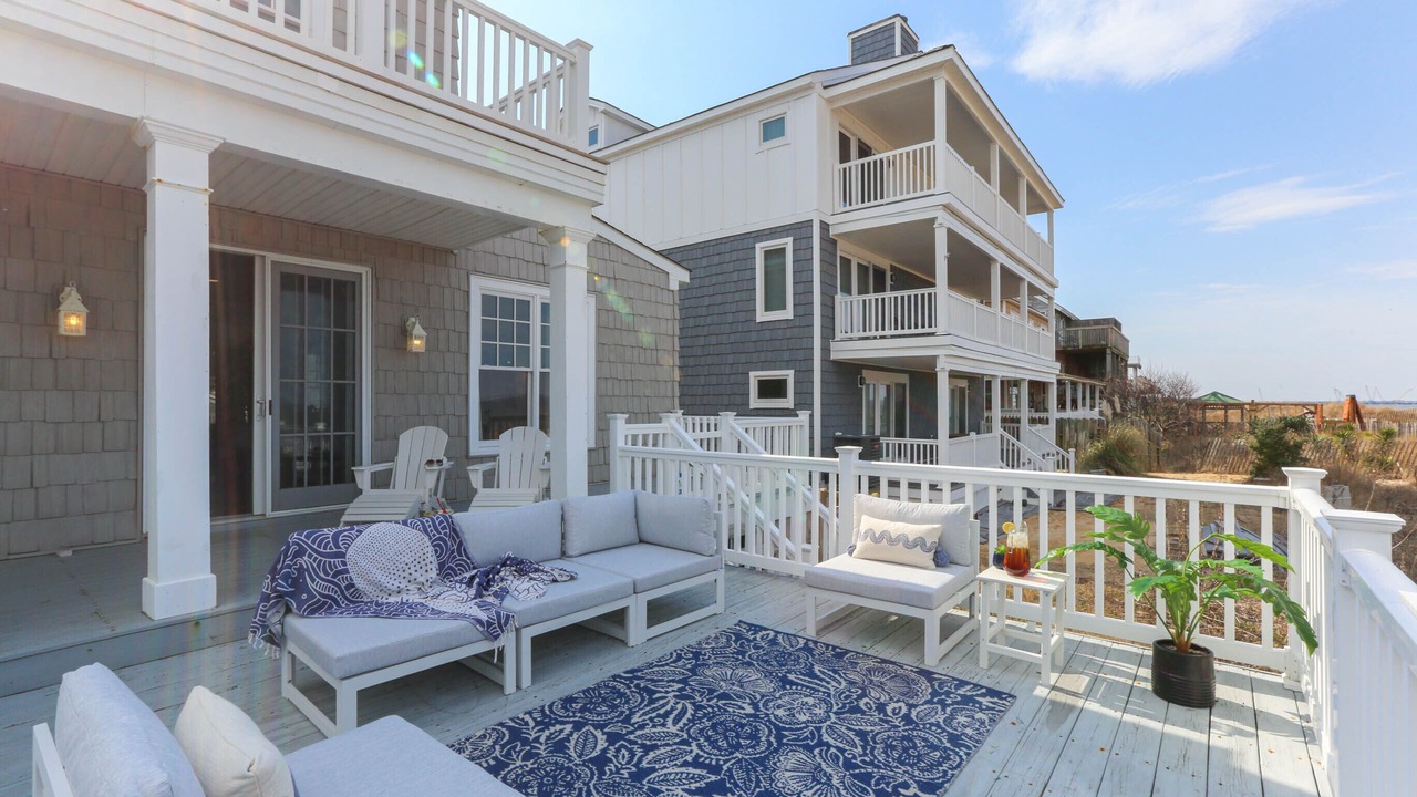 Photo of Patio Balcony in Willoughby Spit
