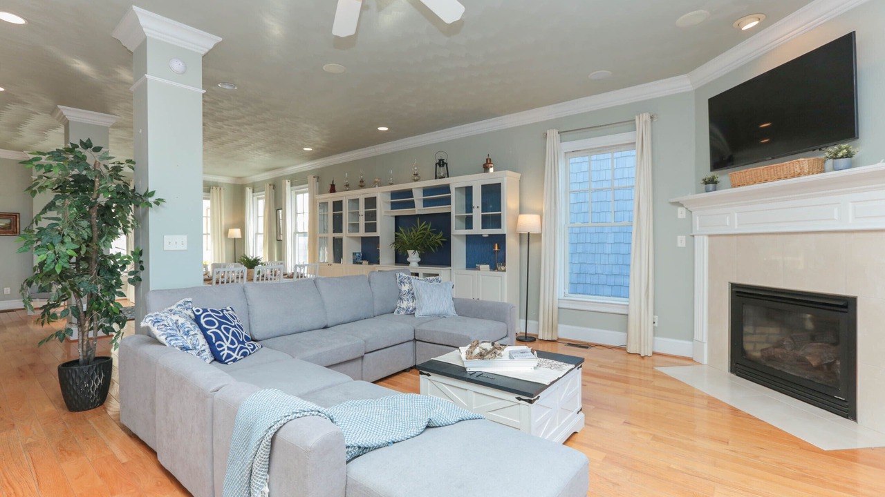 Photo of Livingroom in Willoughby Spit
