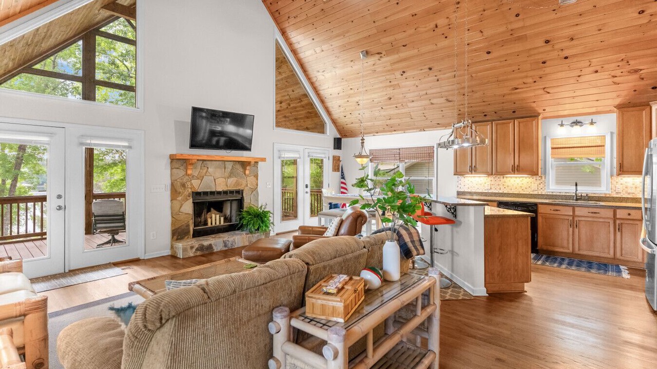 Photo of Livingroom in Milledgeville