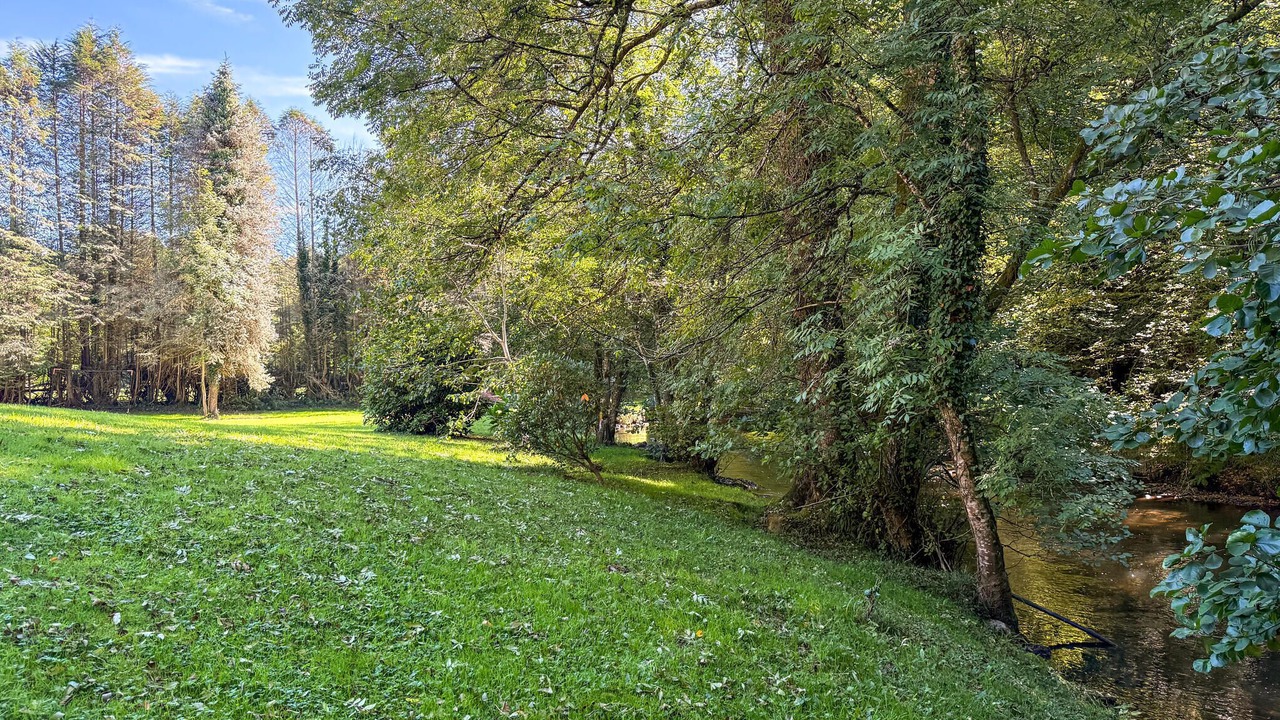 Photo of Others in Saint-Paul-la-Roche
