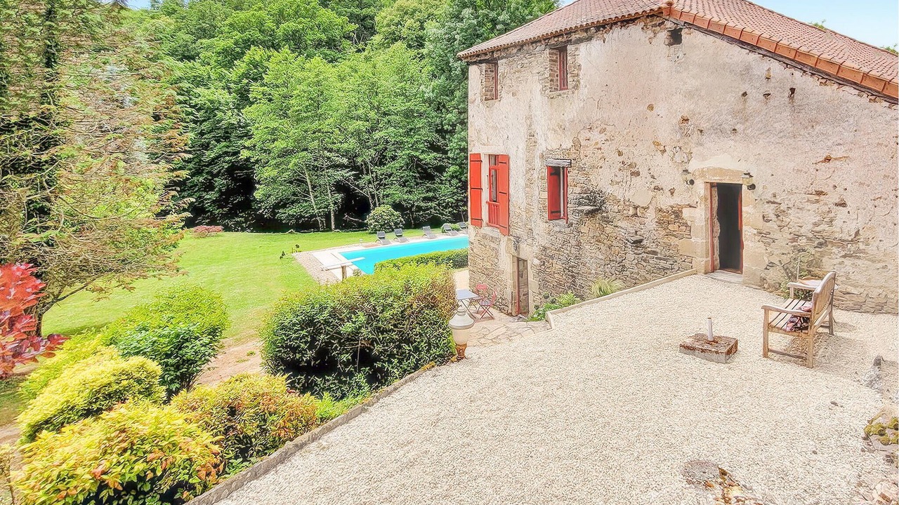 Photo of Others in Saint-Paul-la-Roche