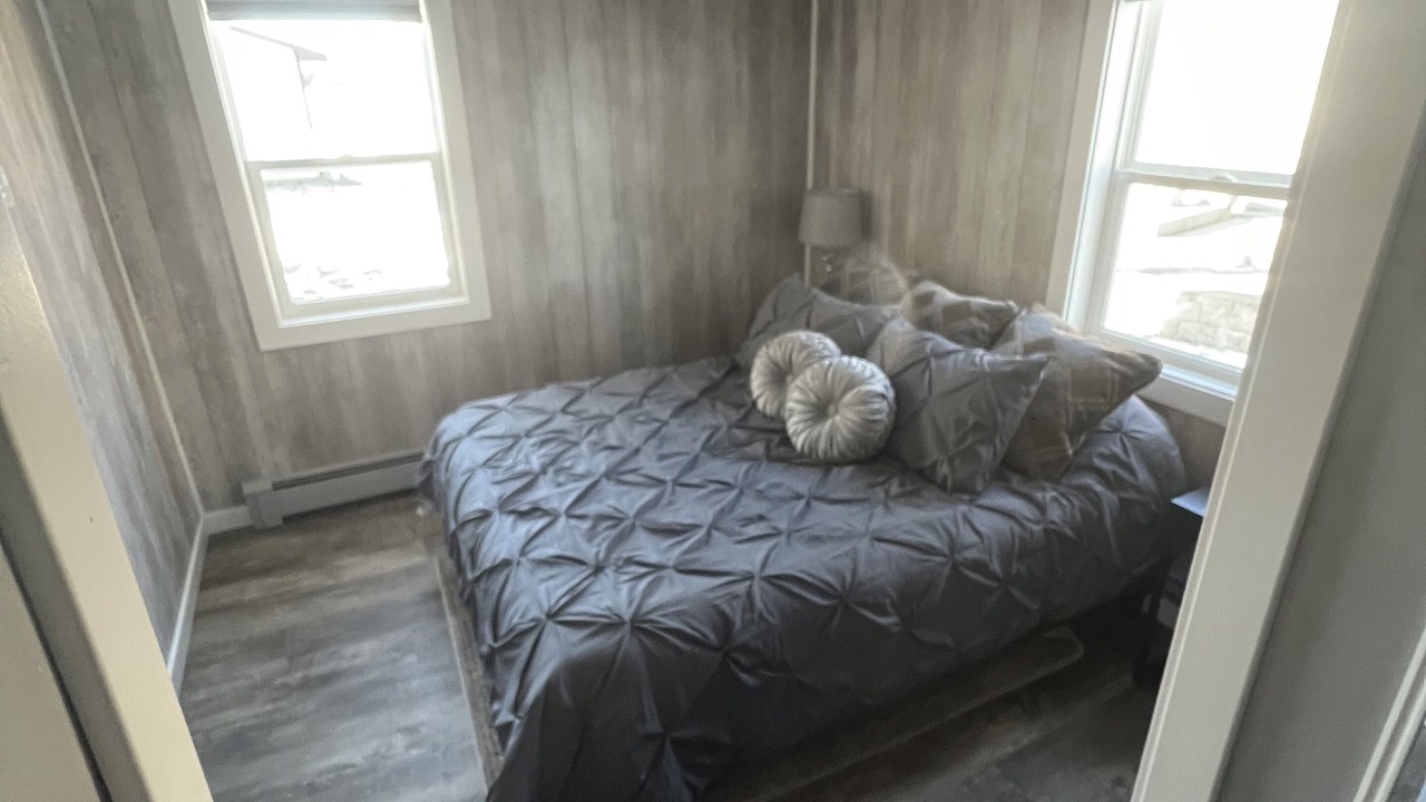 Photo of Bedroom in Neenah