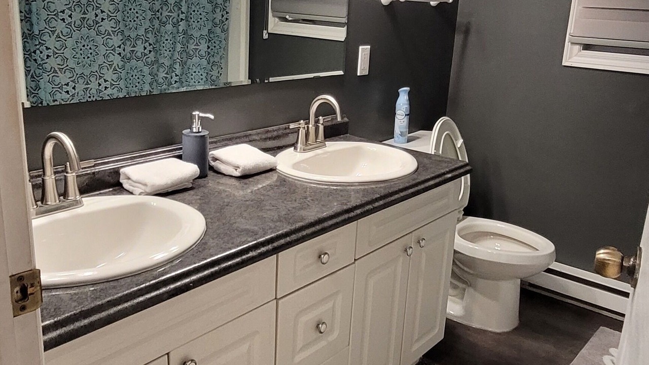 Photo of Bathroom in Dieppe