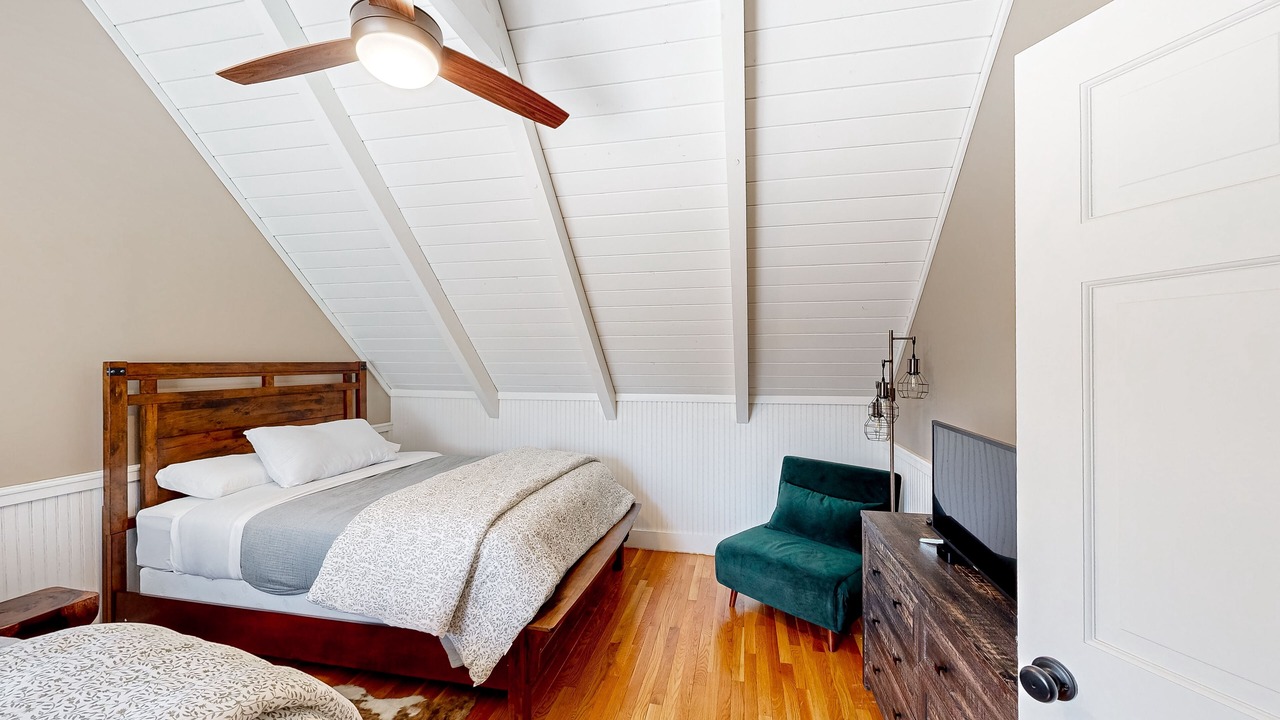 Photo of Bedroom in Forsyth