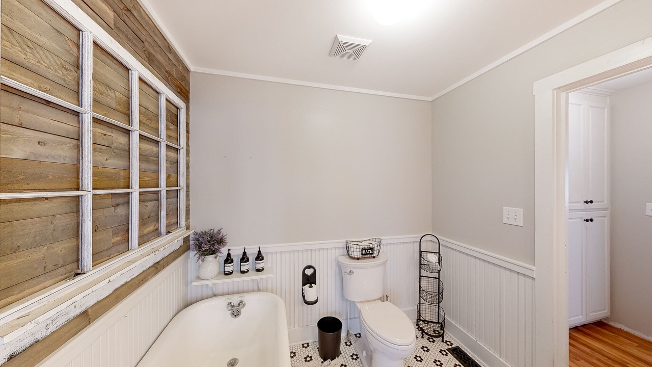 Photo of Bathroom in Forsyth