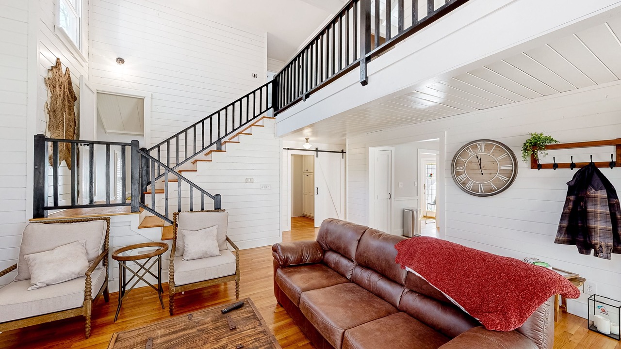 Photo of Livingroom in Forsyth
