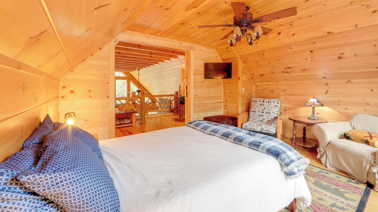Photo of Bedroom in Town of Webb