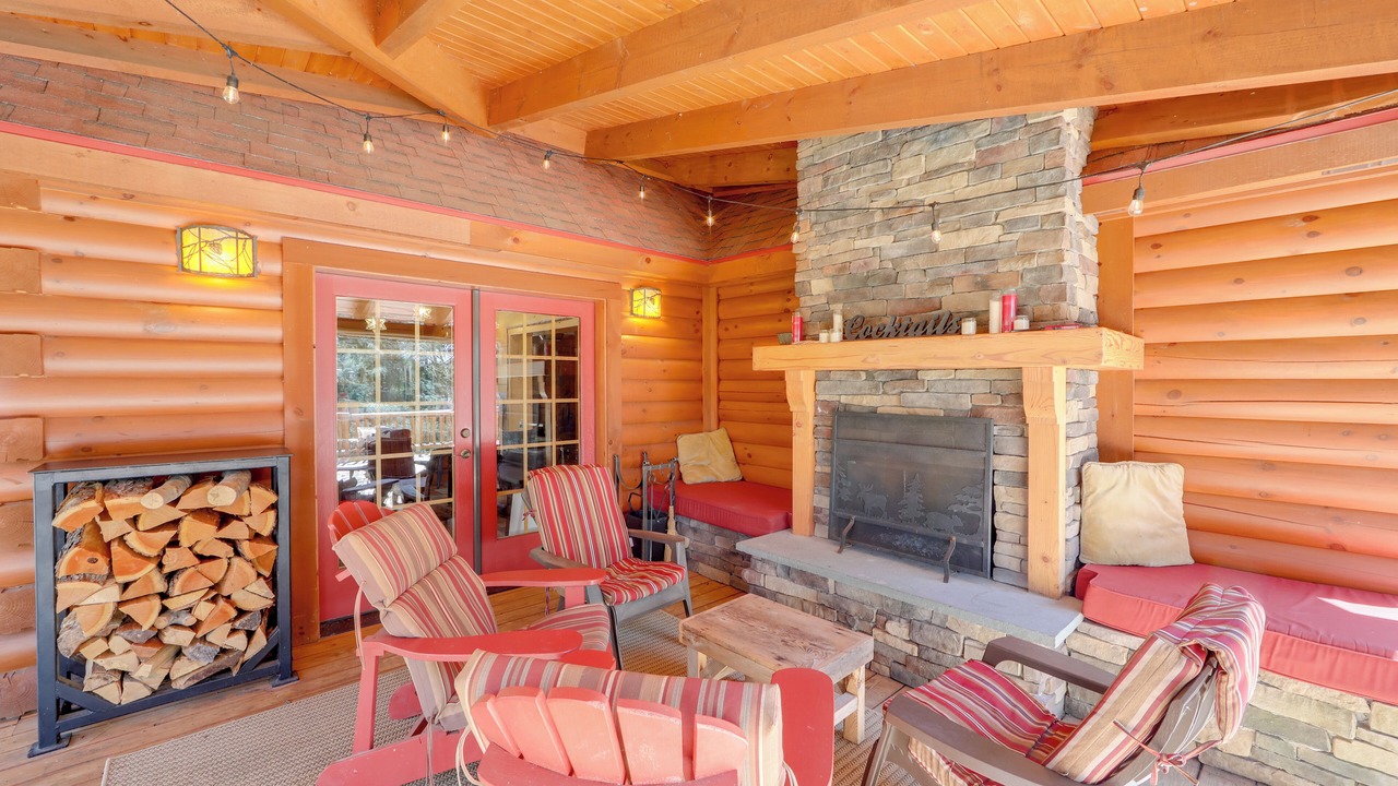 Photo of Livingroom in Town of Webb