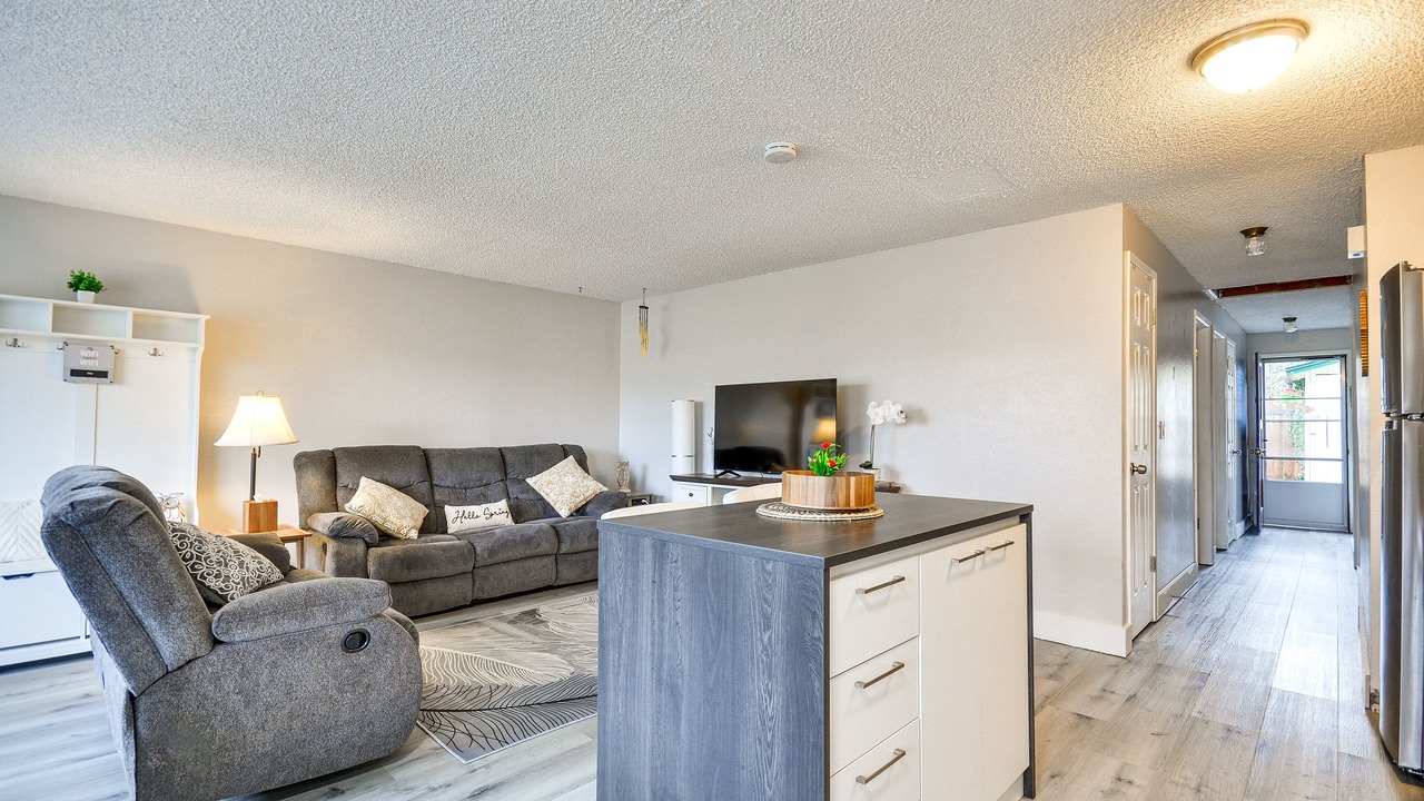 Photo of Livingroom in Evergreen