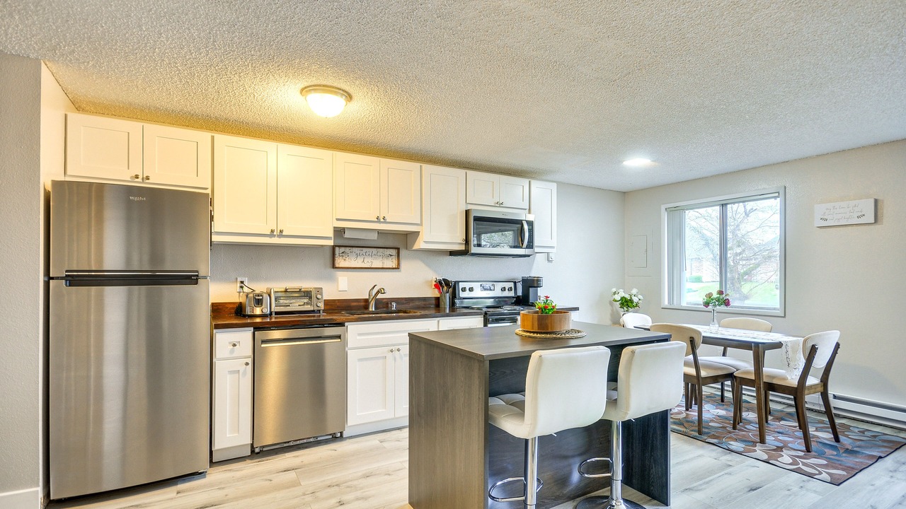 Photo of Others in Evergreen