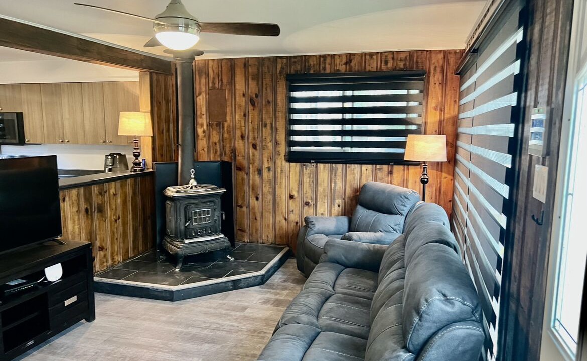 Photo of Livingroom in Saint-Gabriel-de-Brandon
