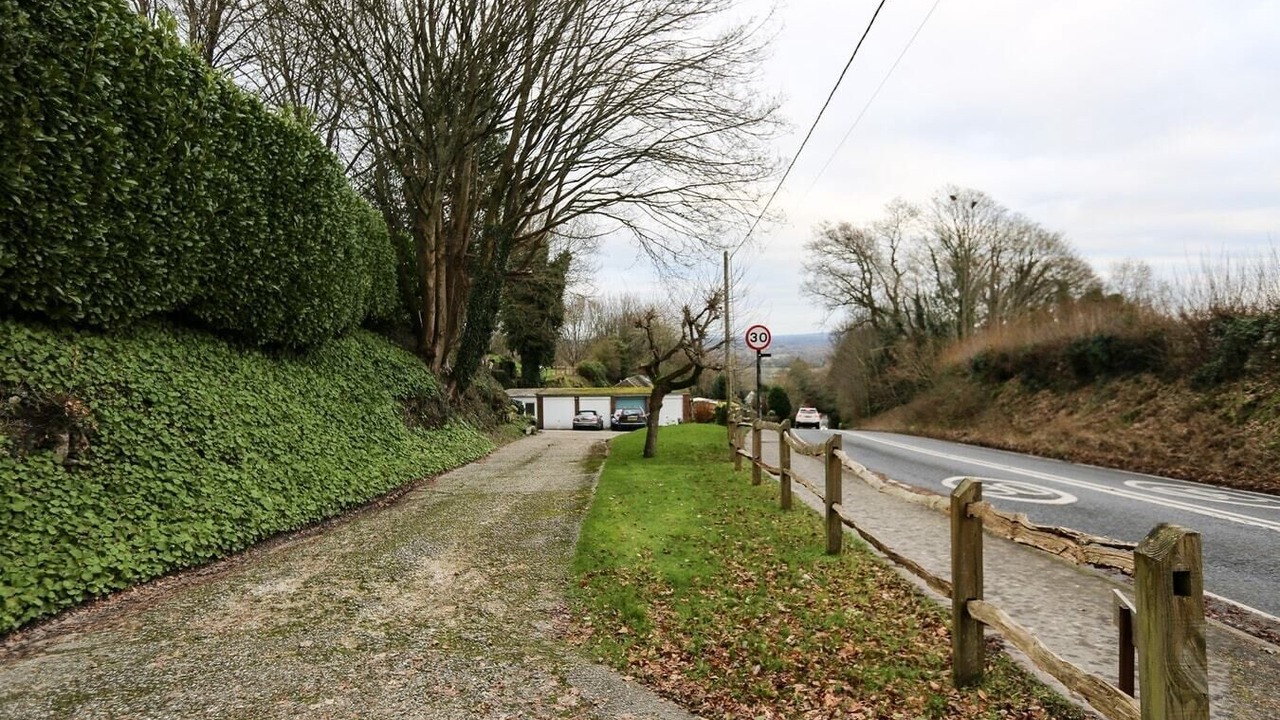 Photo of Outdoor in East Worldham