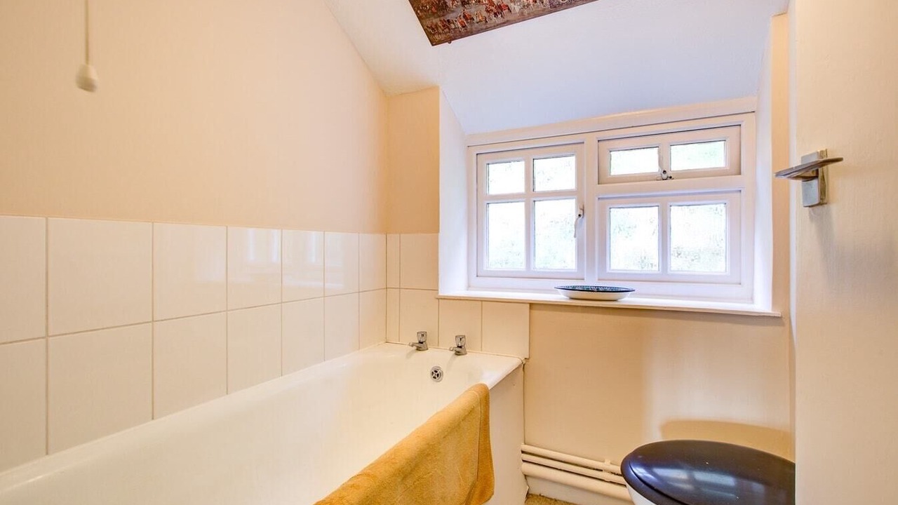 Photo of Bathroom in East Worldham