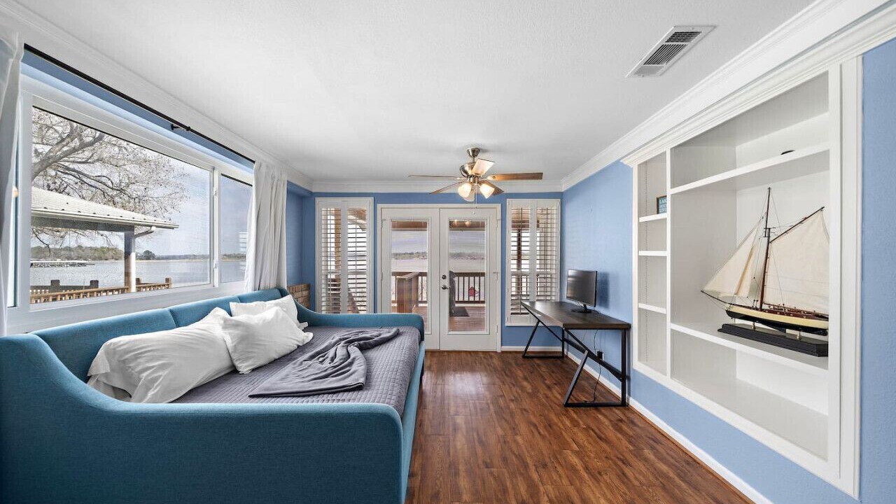 Photo of Bedroom in Onalaska