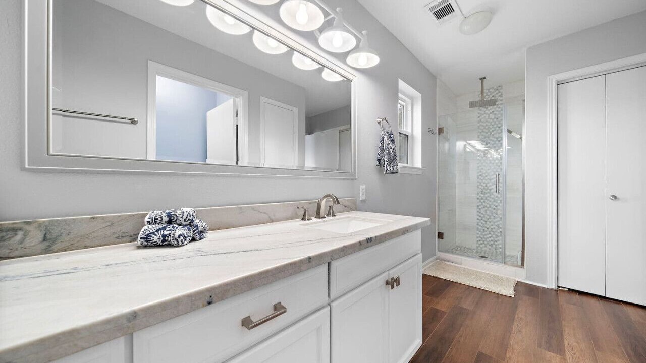 Photo of Bathroom in Onalaska