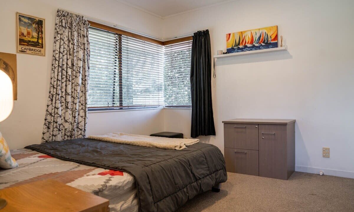 Photo of Bedroom in Eastern Beach