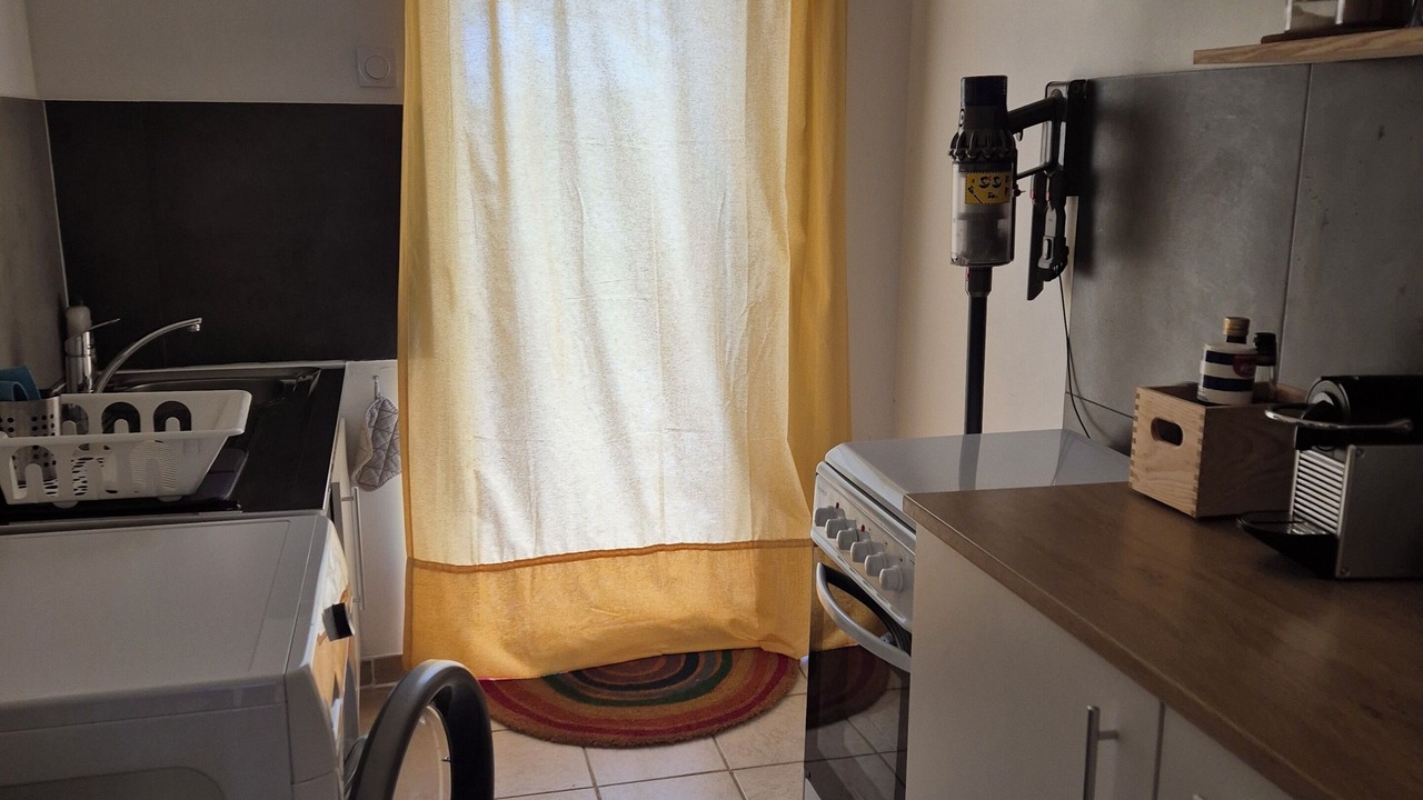 Photo of Kitchen in Saint-Martin-de-Londres