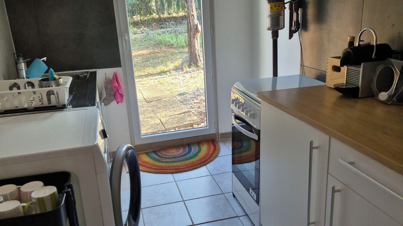 Photo of Kitchen in Saint-Martin-de-Londres