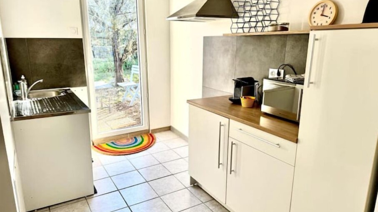 Photo of Kitchen in Saint-Martin-de-Londres