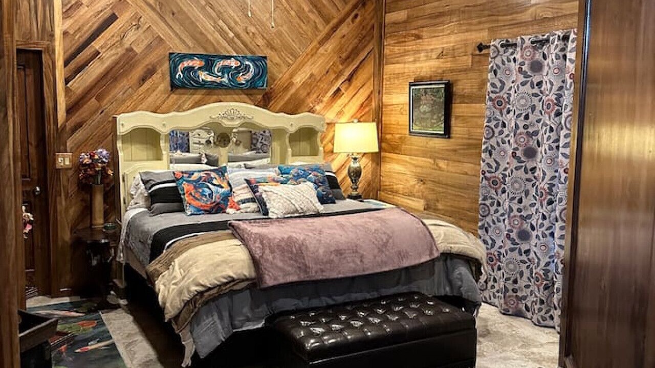 Photo of Bedroom in Hilo