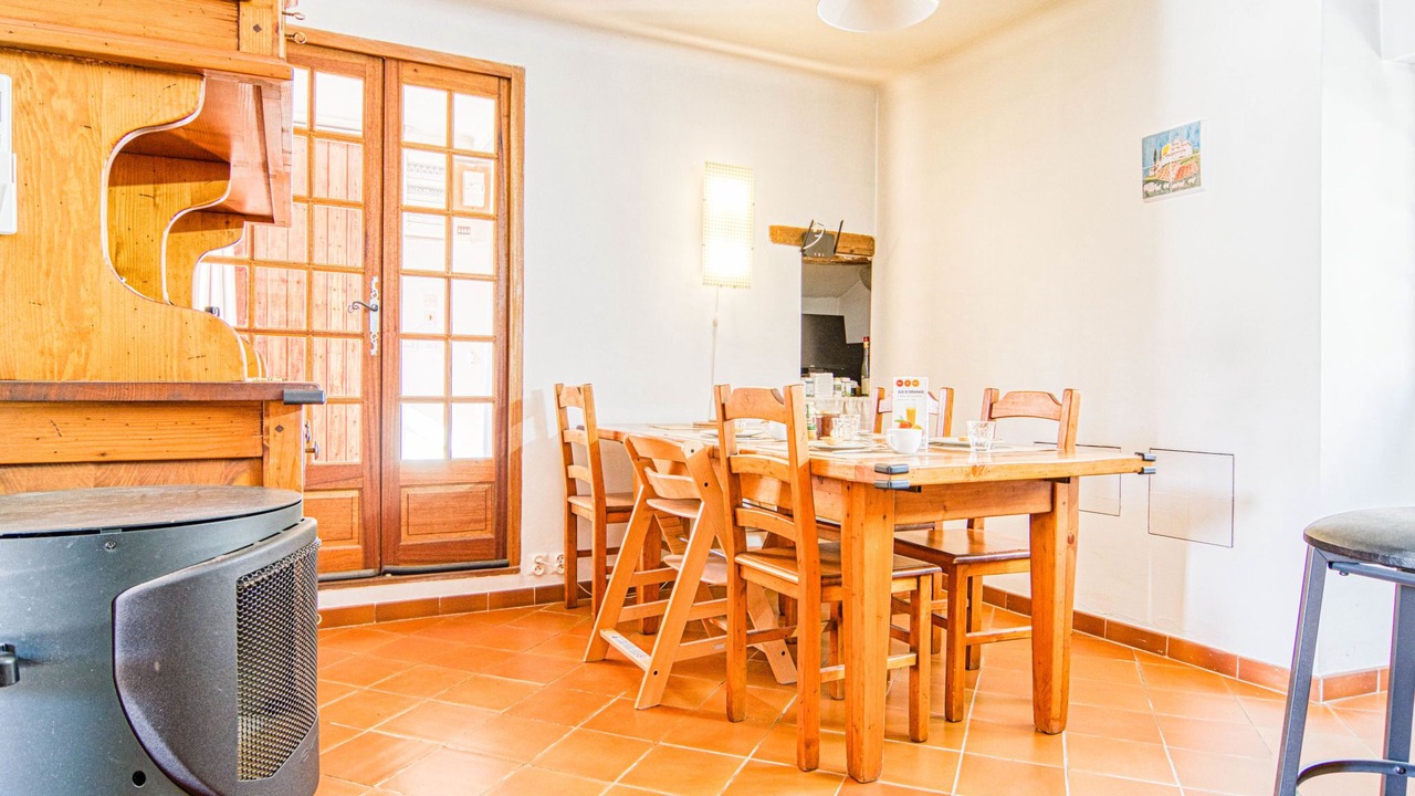 Photo of Bedroom in Entrecasteaux