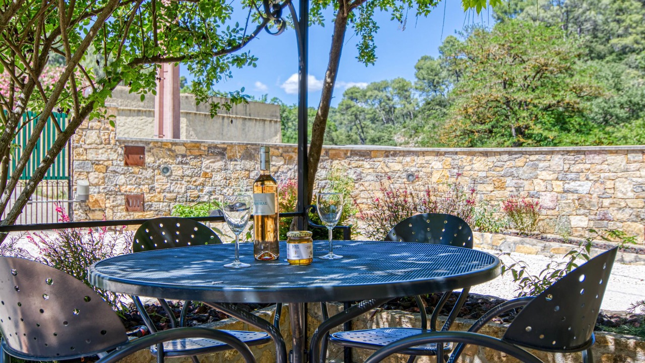 Photo of Outdoor in Entrecasteaux