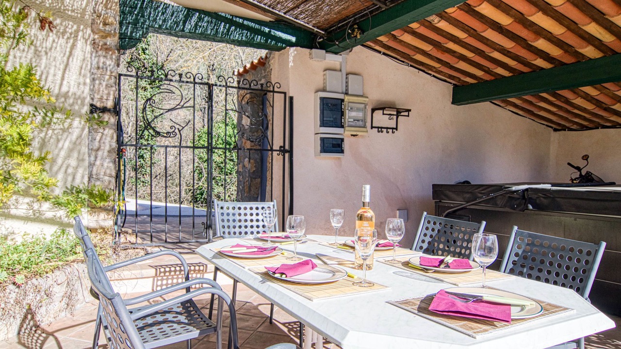 Photo of Others in Entrecasteaux