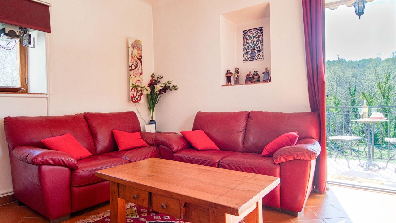 Photo of Livingroom in Entrecasteaux