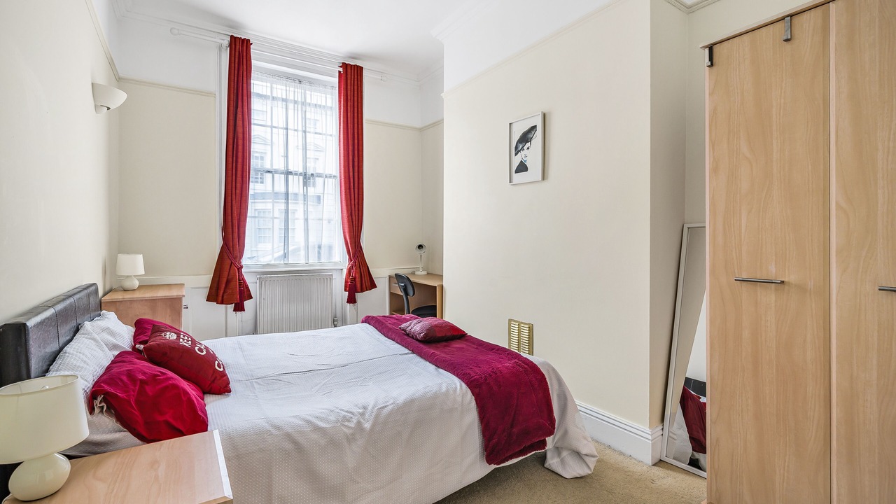 Photo of Bedroom in Newcastle-Under-Lyme