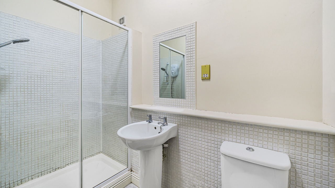 Photo of Bathroom in Newcastle-Under-Lyme