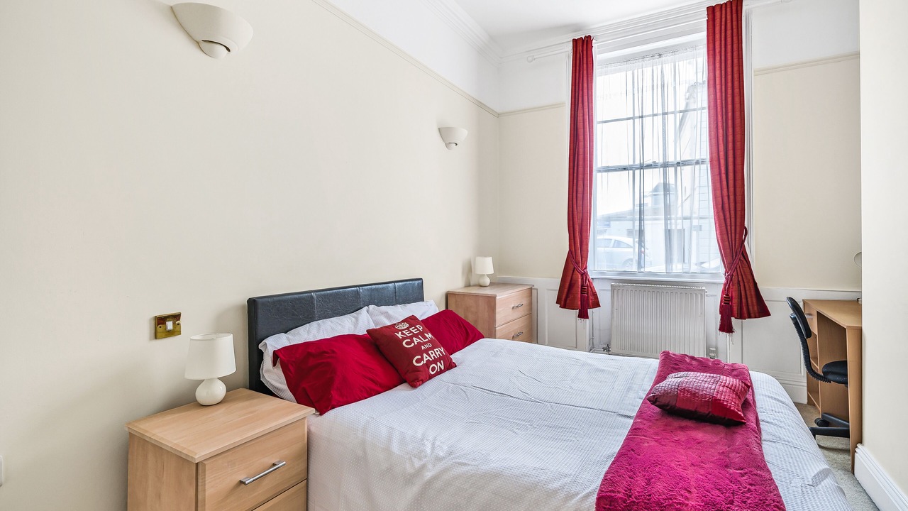 Photo of Bedroom in Newcastle-Under-Lyme