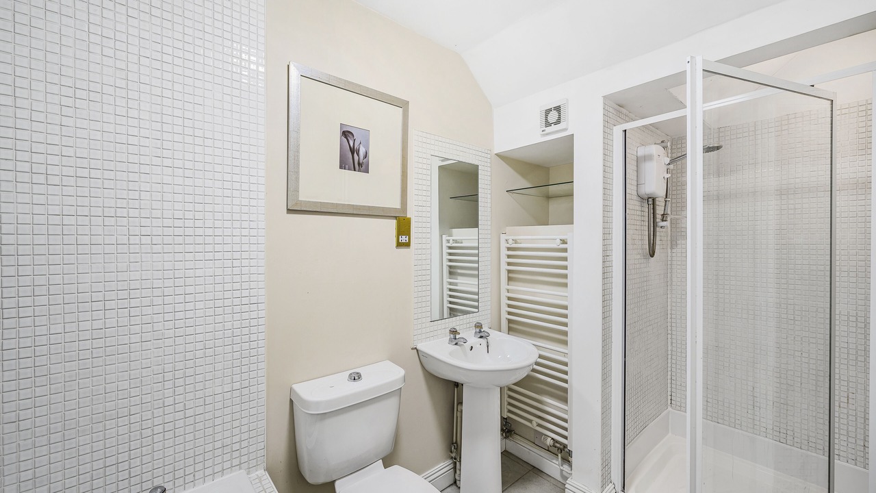 Photo of Bathroom in Newcastle-Under-Lyme