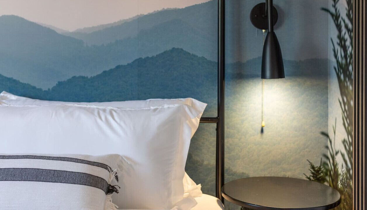 Photo of Bedroom in Hillsboro Village