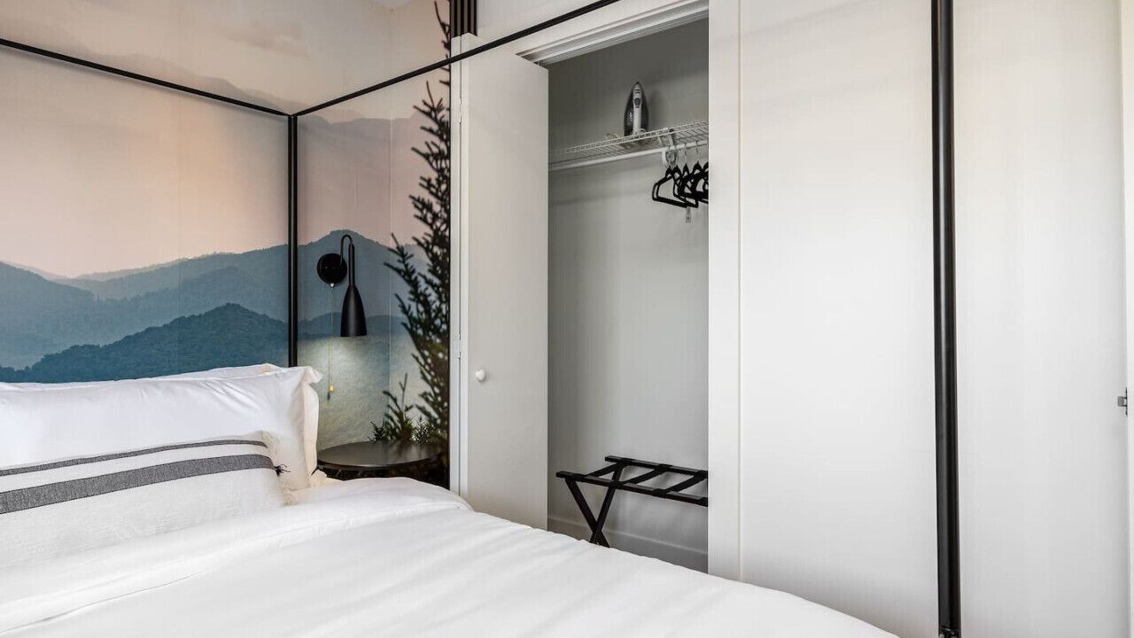 Photo of Bedroom in Hillsboro Village
