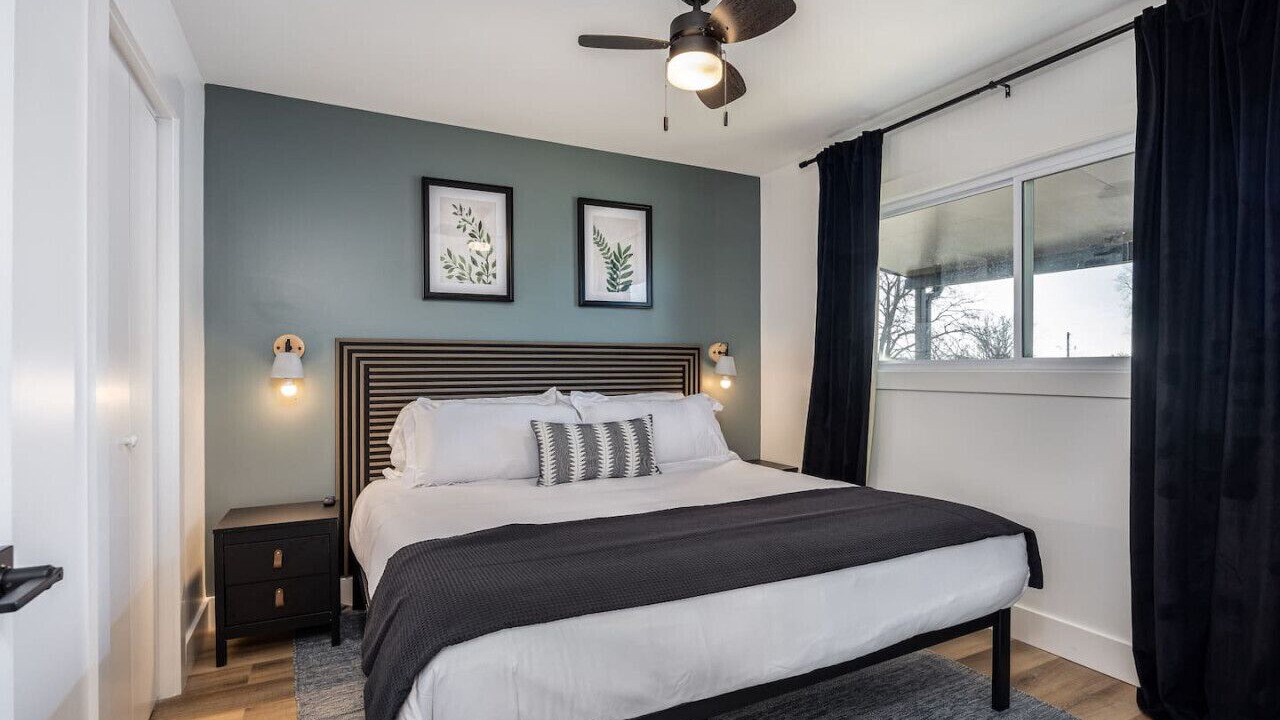 Photo of Bedroom in Hillsboro Village