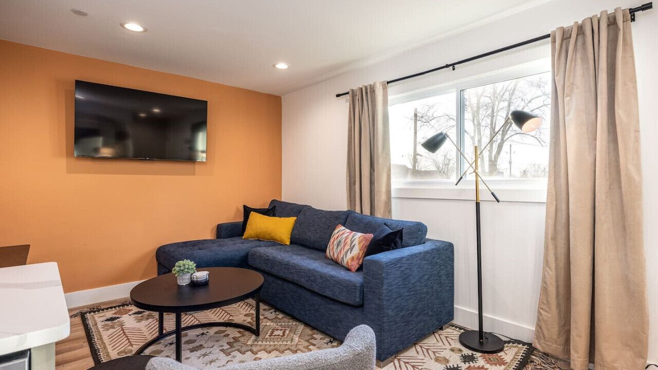Photo of Bedroom in Hillsboro Village