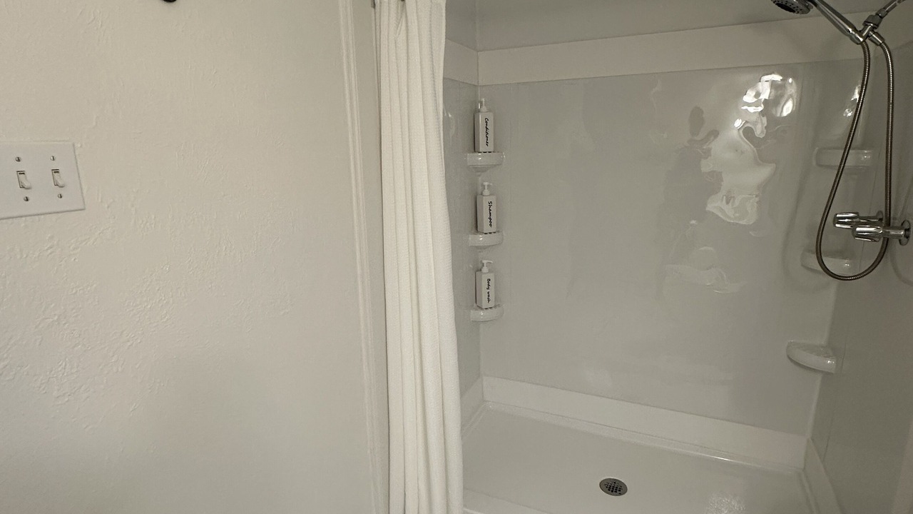 Photo of Bathroom in Allen