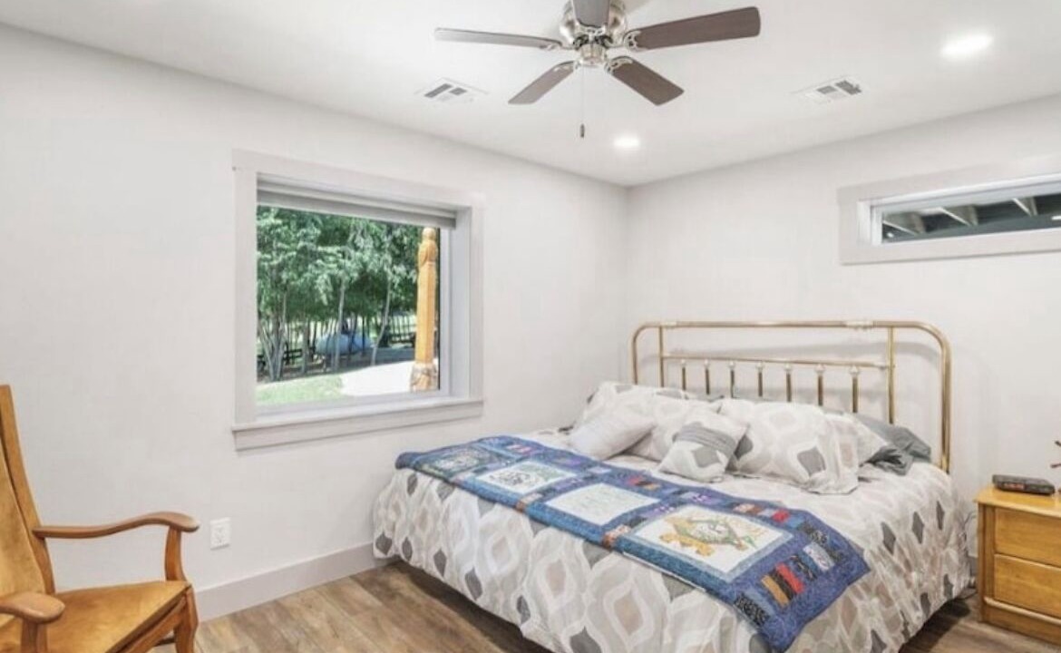 Photo of Bedroom in Wyandotte