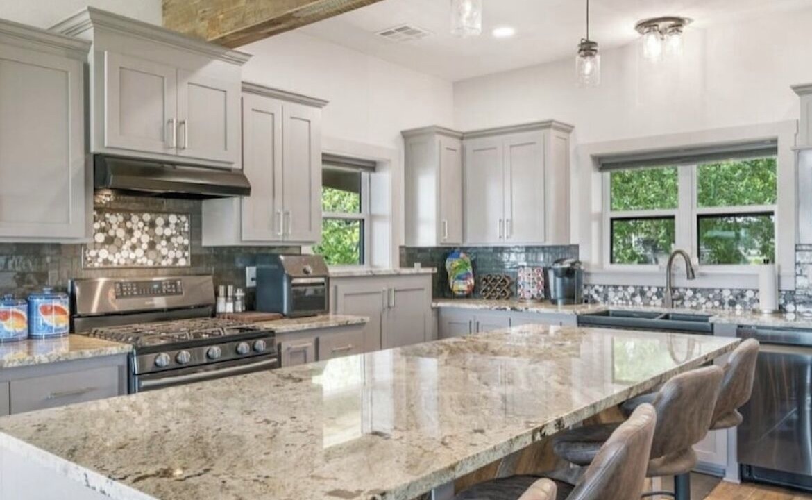 Photo of Kitchen in Wyandotte