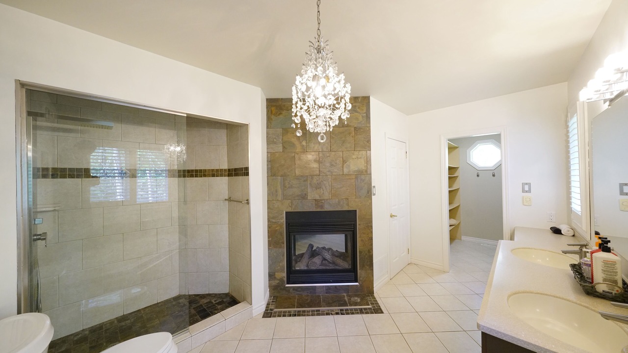 Photo of Bathroom in Rama