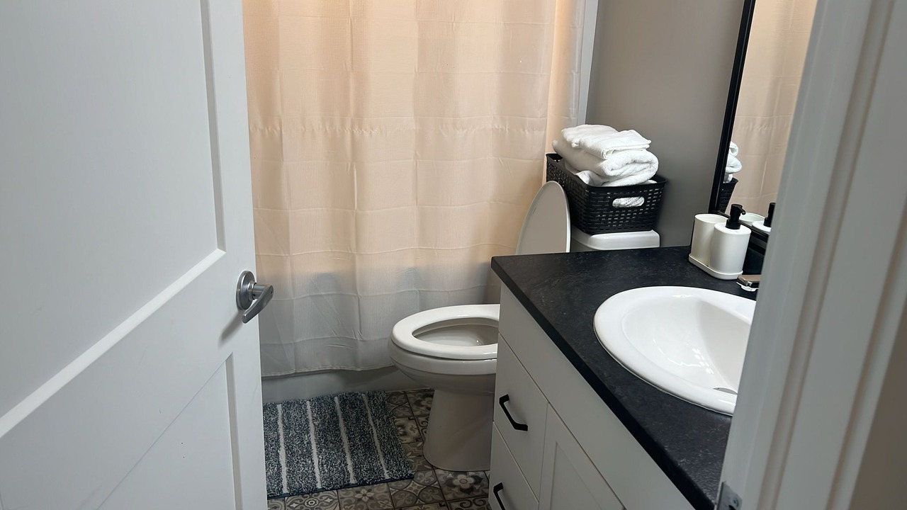 Photo of Bathroom in Dieppe