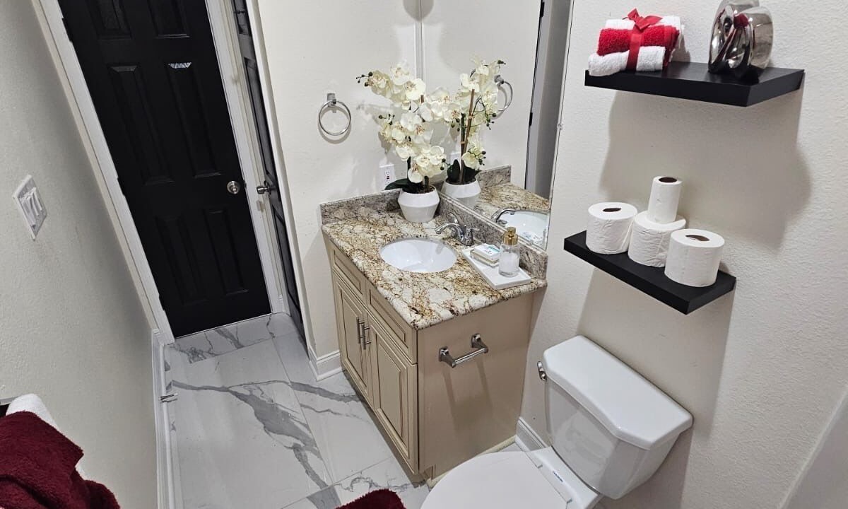 Photo of Bathroom in LaPlace